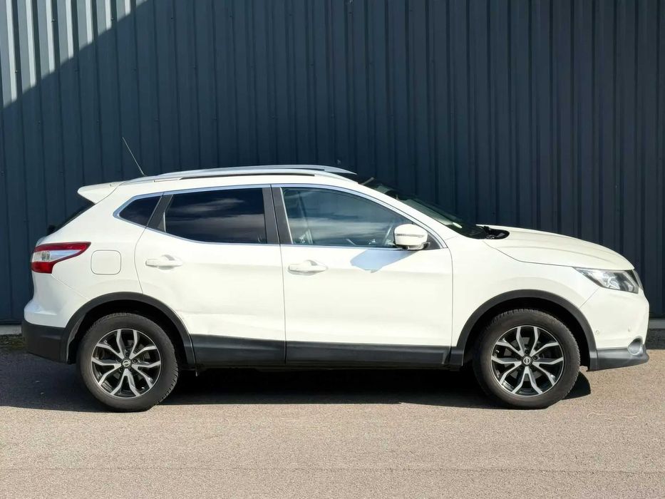 Nissan Qashqai      2016