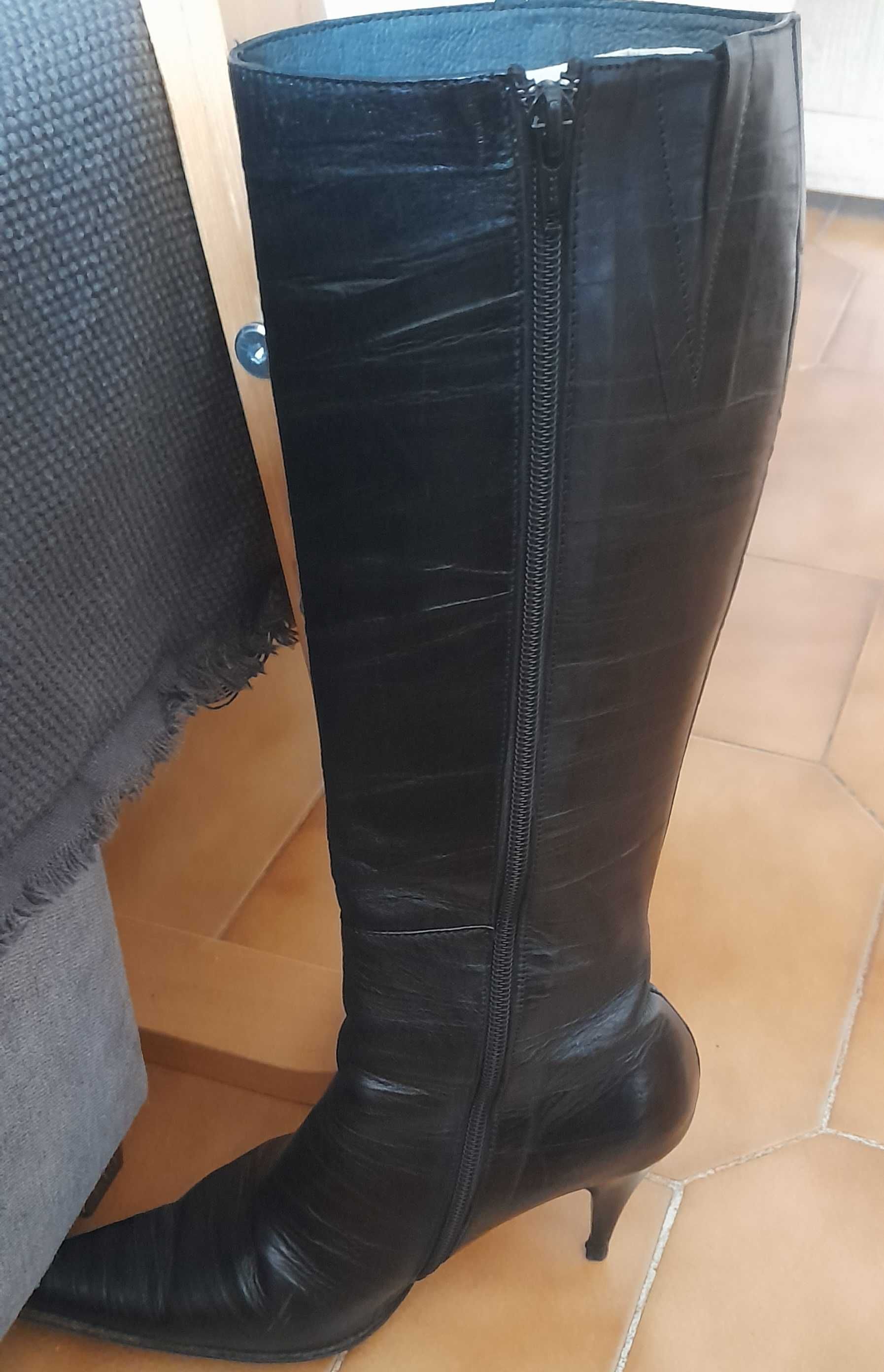 Botas cano alto 38