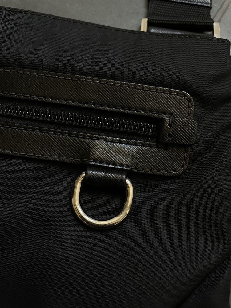 Bolsa Messenger Prada