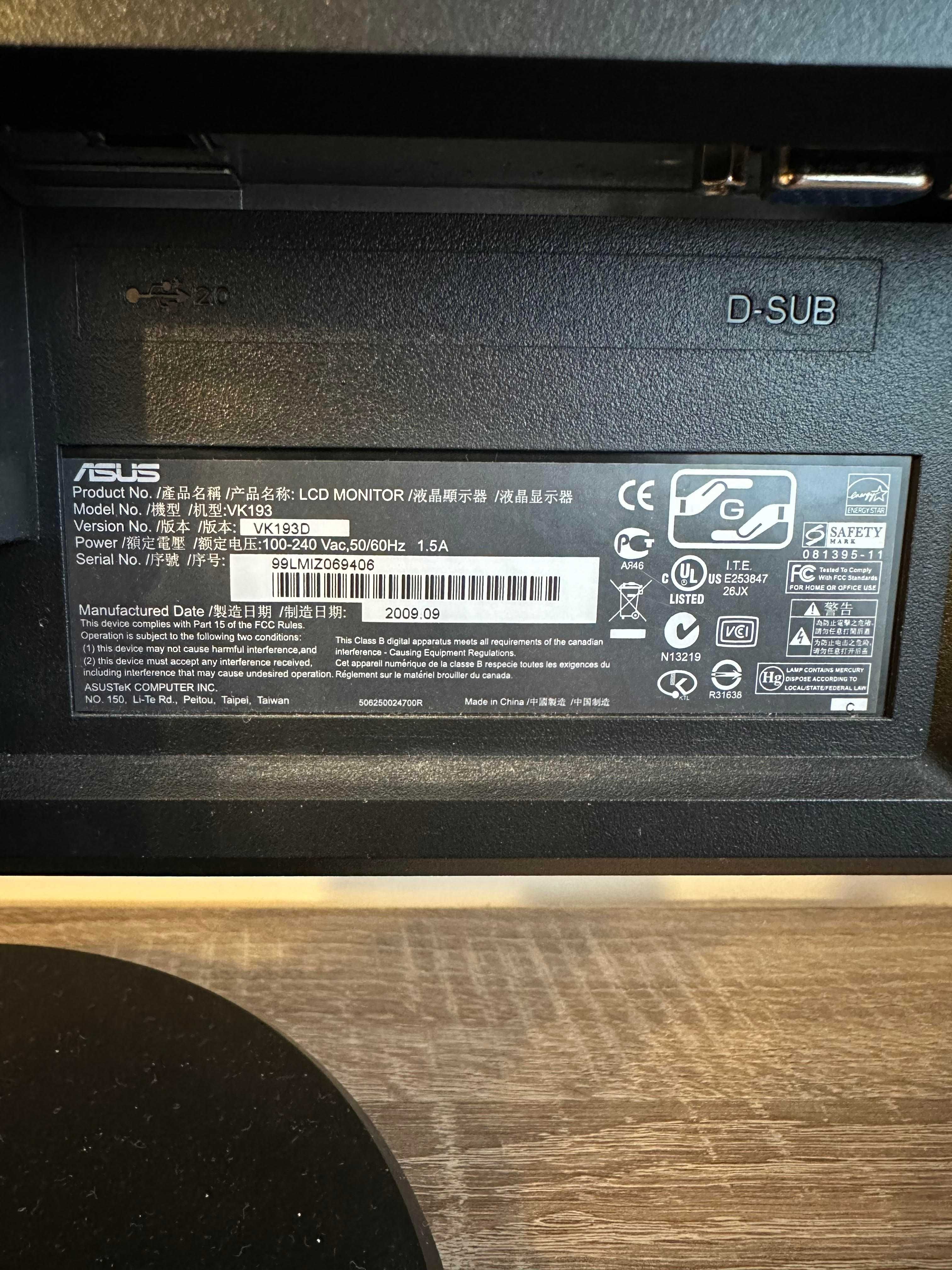 Monitor LCD ASUS VK193D z wbudowaną kamerą, 19 cali