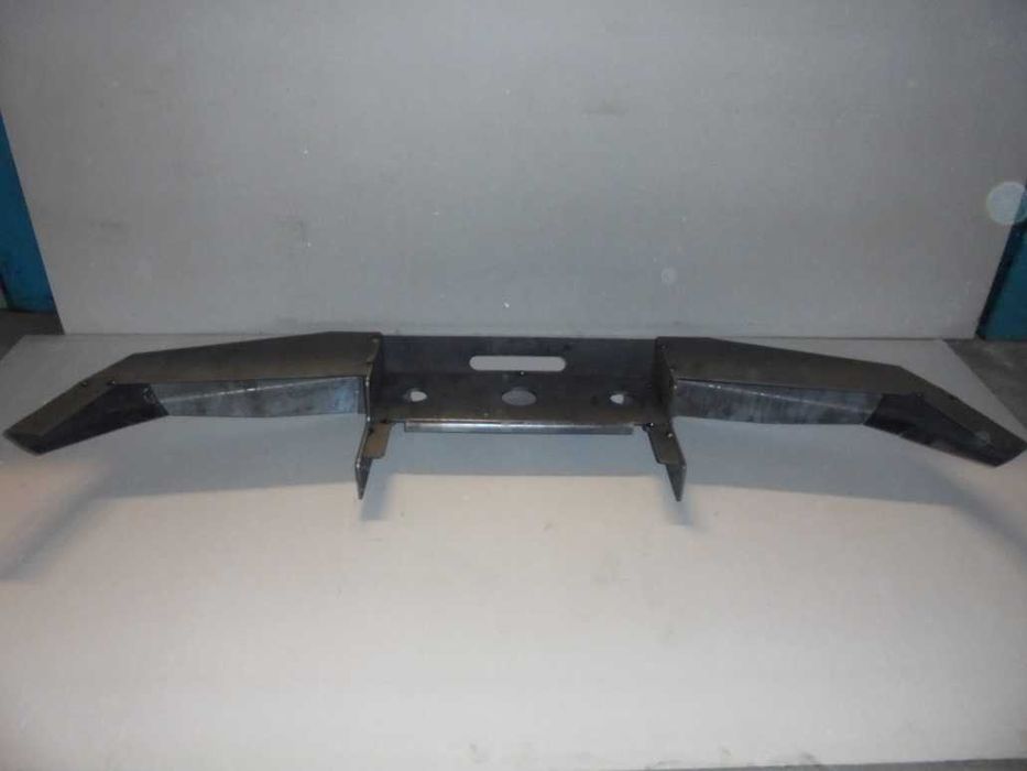 Zderzak Nissan Patrol Y60 Off-road do samodzielnego spawania