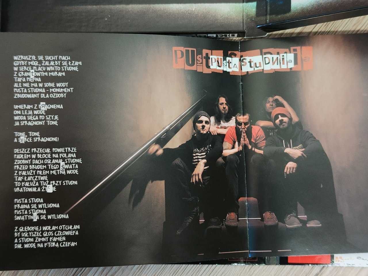 Luxtorpeda 2 CD jak nowa "A morał tej historii mógłby być taki..."