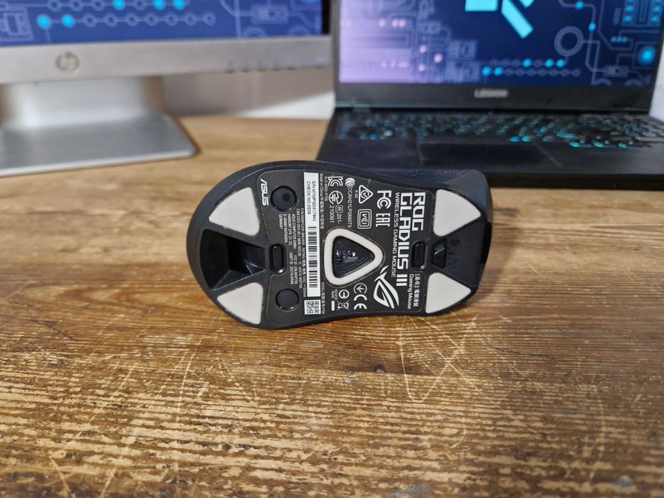 Myszka bezprzewodowa ASUS ROG GLADIUS III Wireless aimpoint (4187)