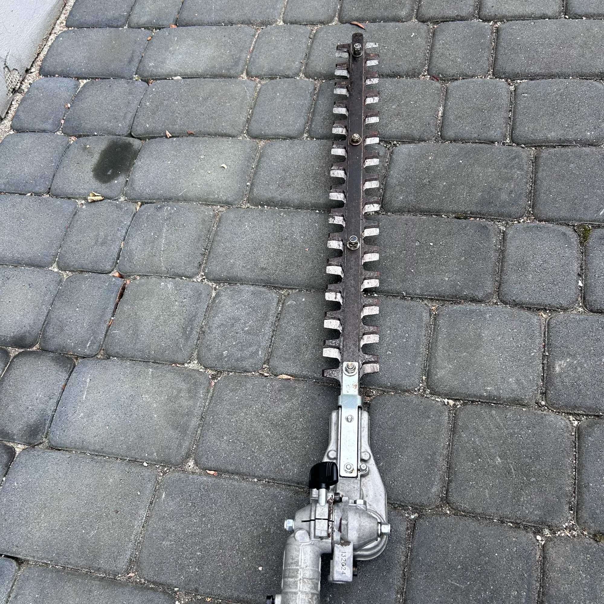 HUSQVARNA Nożyce do żywopłotu spalinowe 225 R