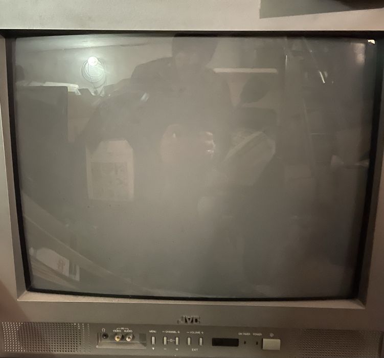 Телевізор JVC AV-2124EE