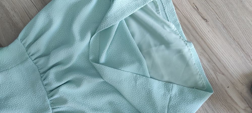 Sukienka Mohito na ramiączka