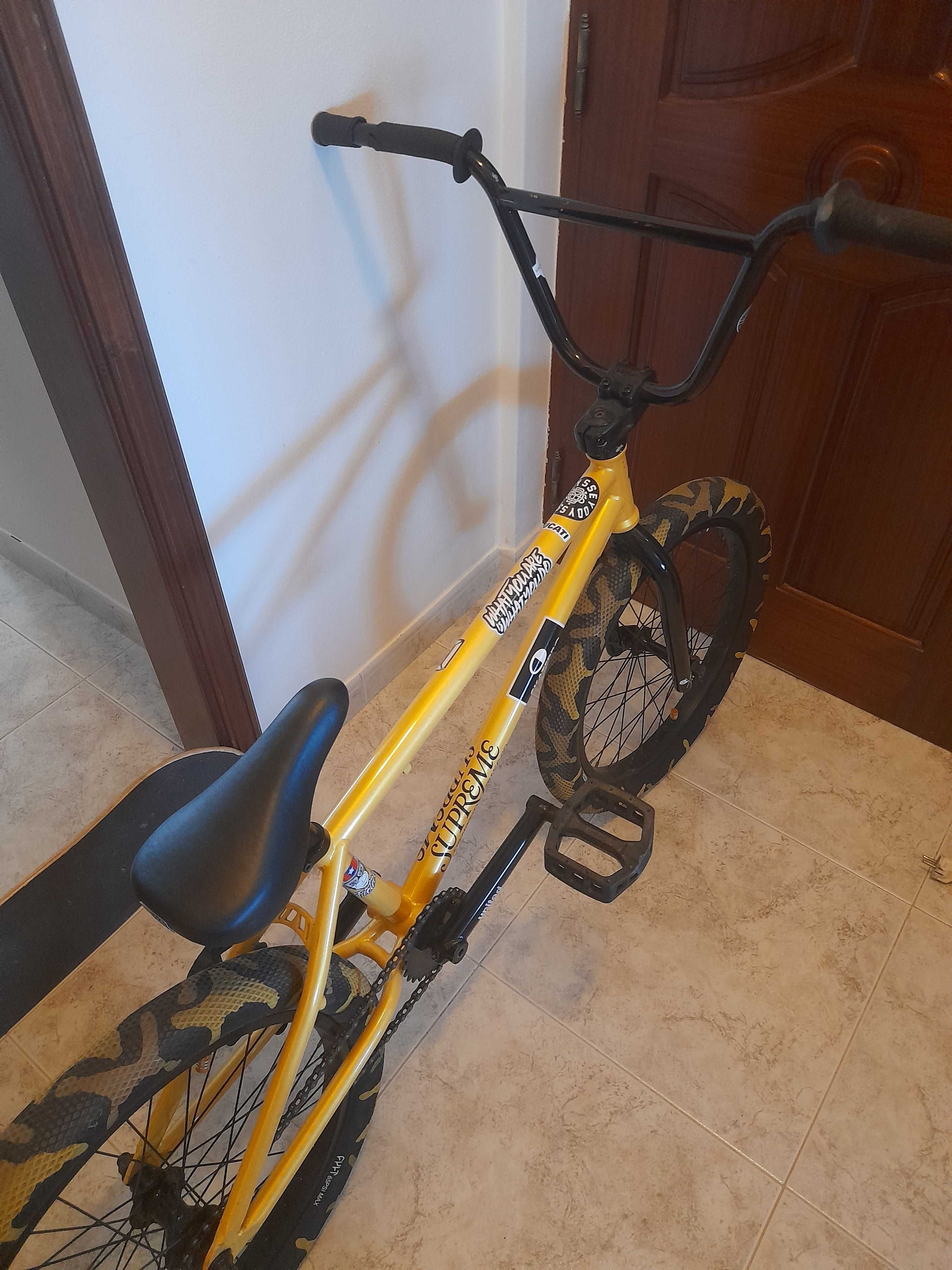 BMX United Supreme