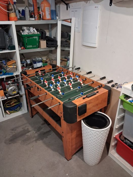 Stół do gry w piłkarzyki..
