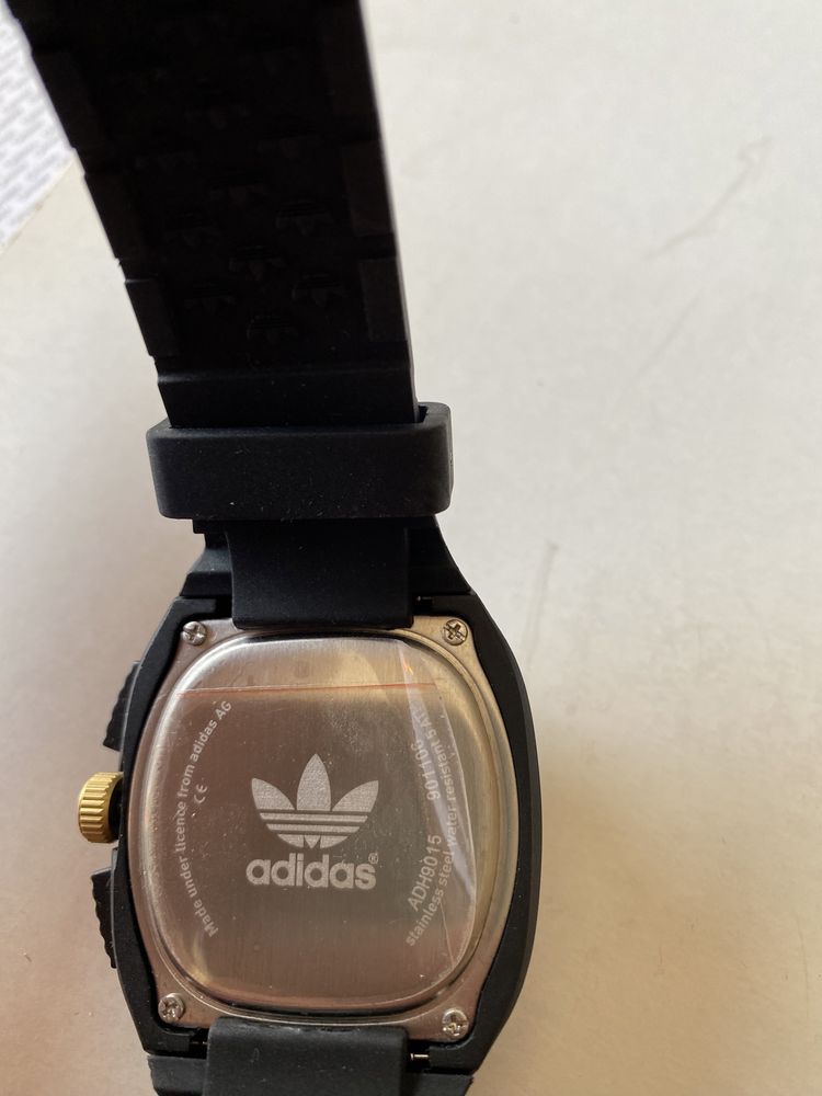 Relógio Adidas preto