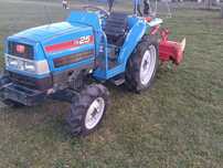 Traktor ogrodowy ciągnik ISEKI TK25  4x4 wspomaganie rewers