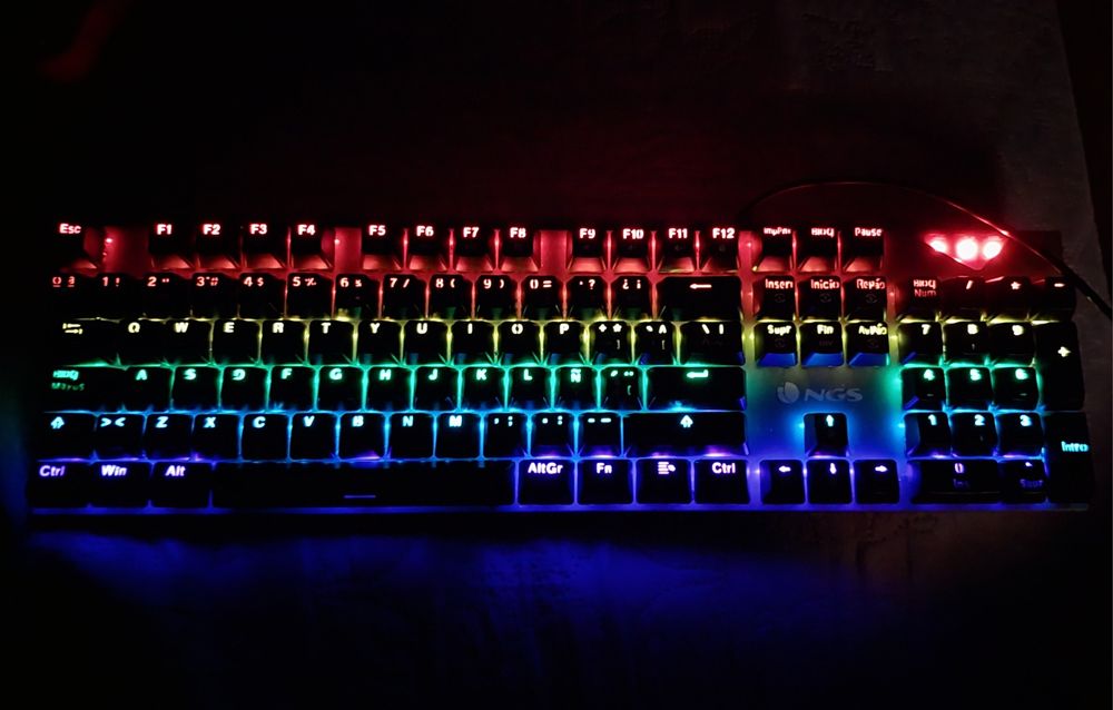 Teclado mecânico gaming com RGB NGS GKX-500
