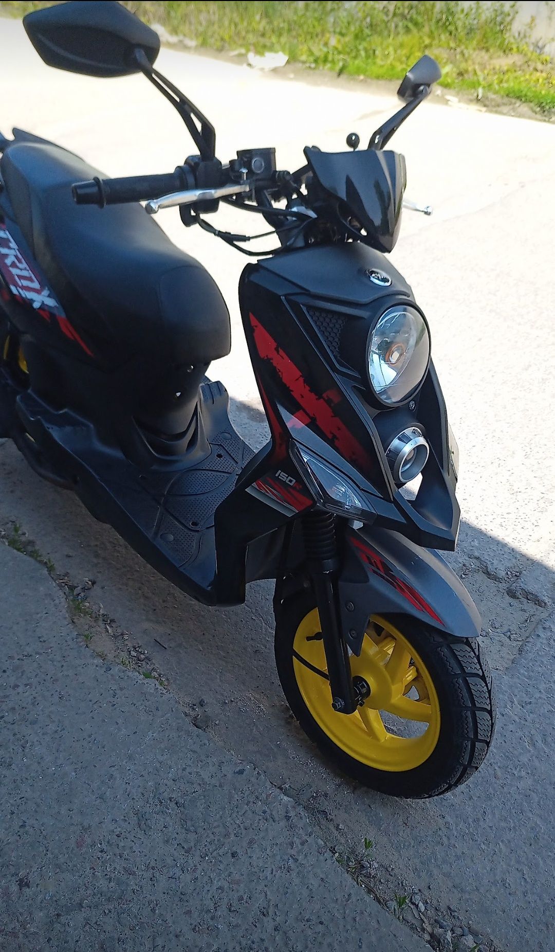 Скутер SYM CROX 150cc