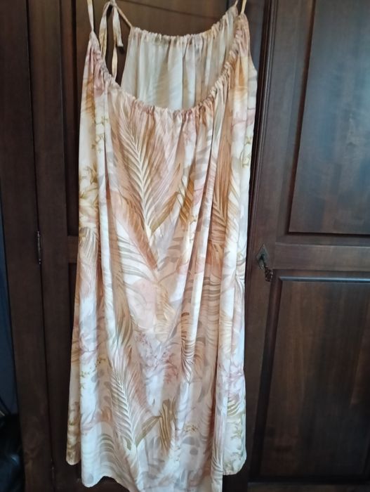 Sukienka plażowa