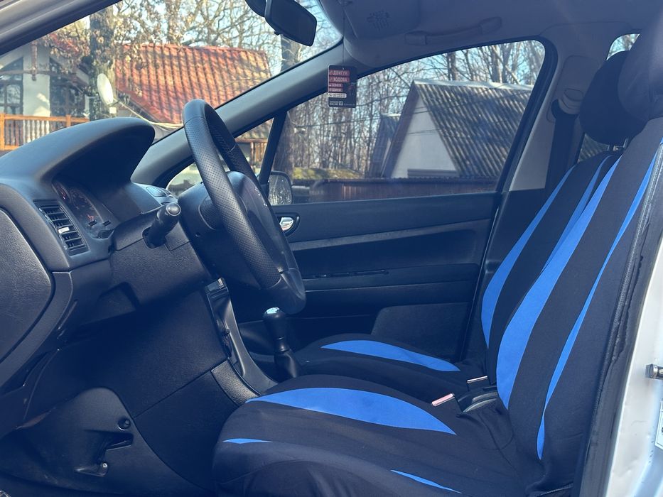 Peugeot 307 2002 року!