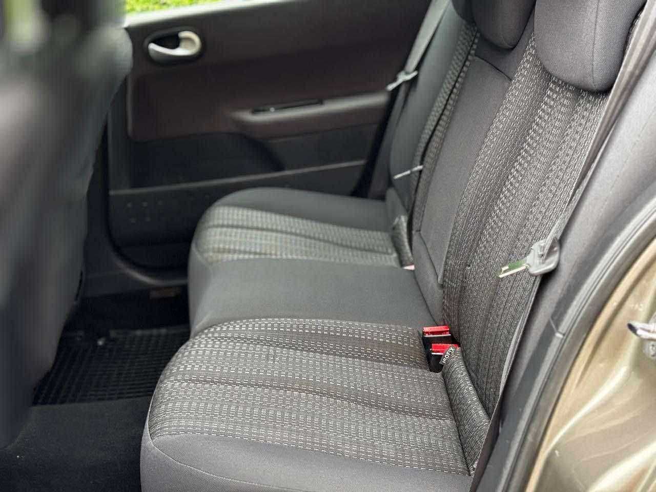 Автомобіль Renault Megane 2 2008 1.5 dCi diesel універсал