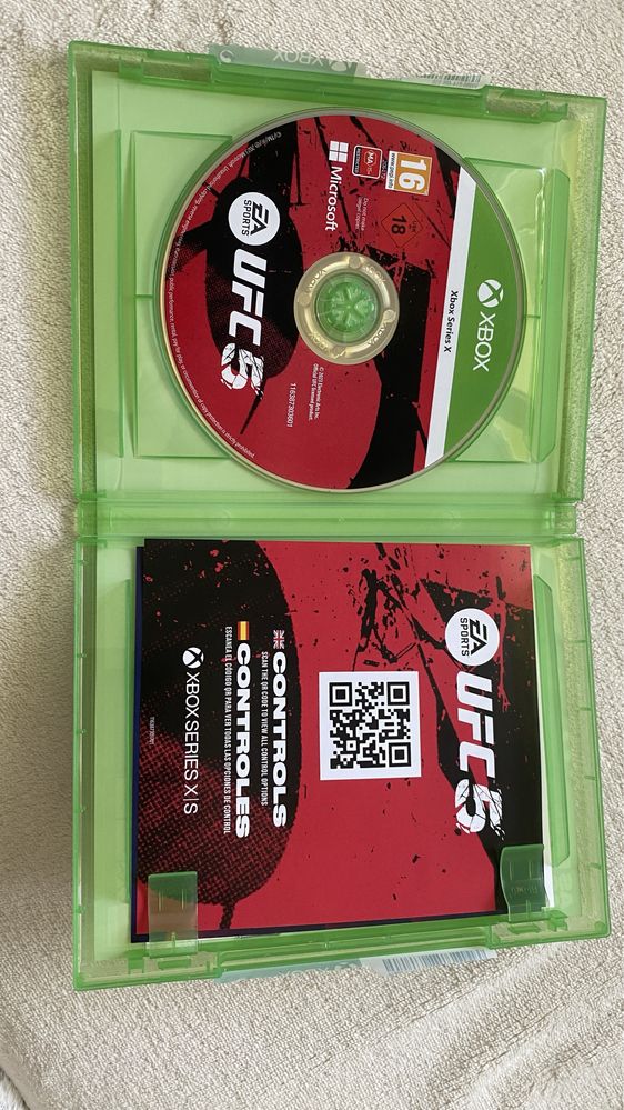 Gra UFC 5 na xbox series X