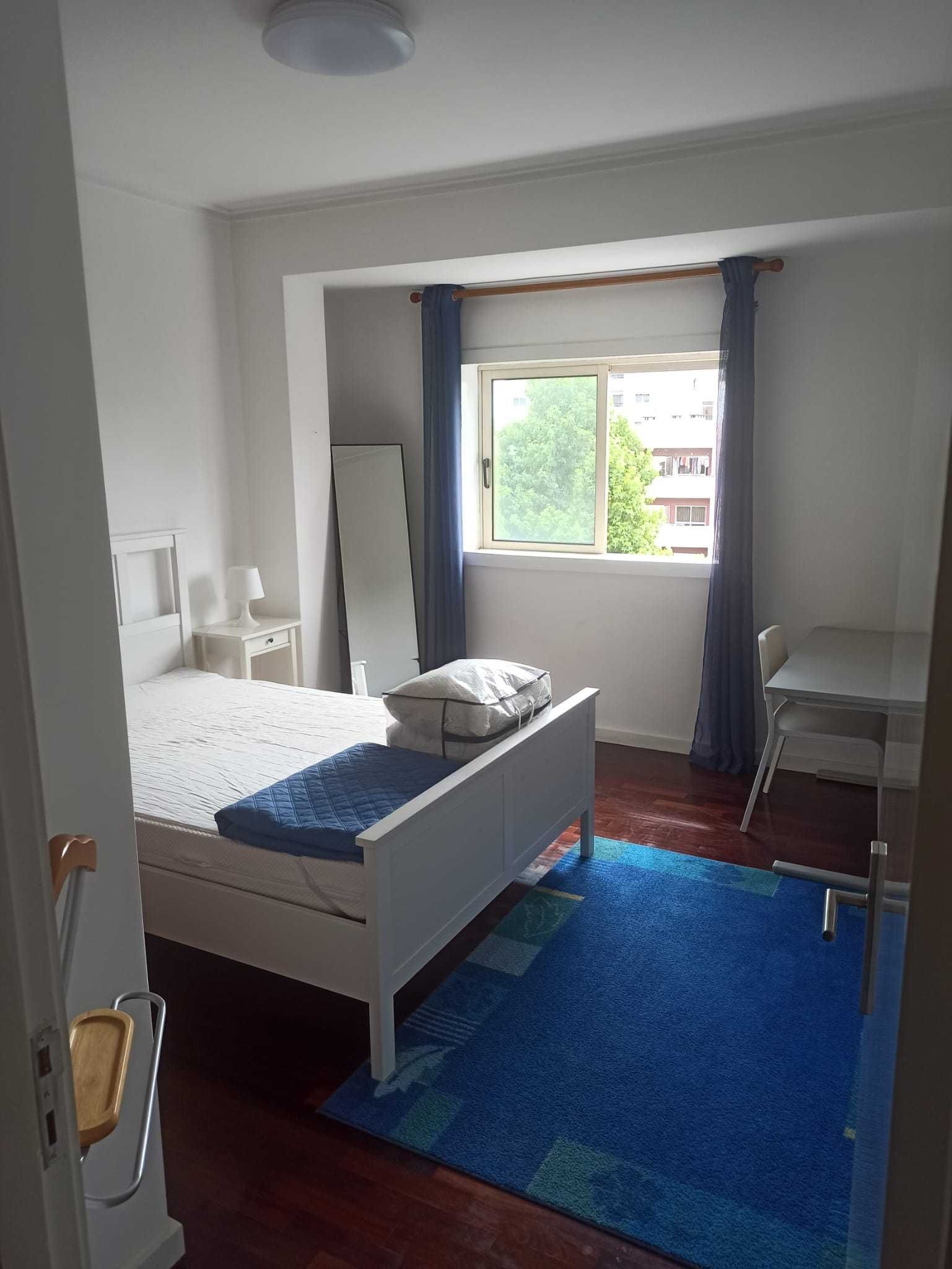 Quarto perto da universidade do Minho (10 minutos a pé)