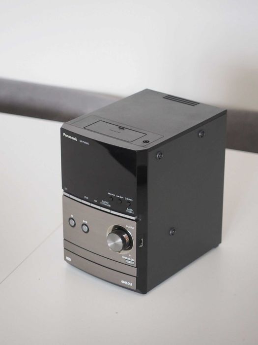 Wieża Panasonic SC-PM500 iPhone 4S CD MP3 USB 2x20W RMS