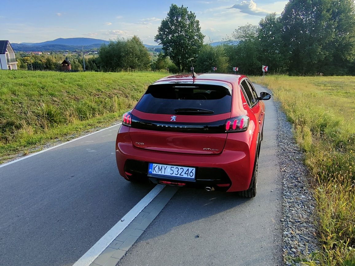 Peugeot 208 GT line 20021 1.2