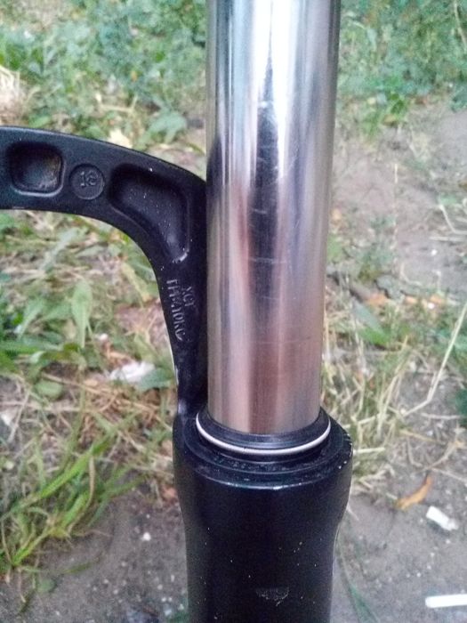 Вилка Suntour XCT, XCM 26"