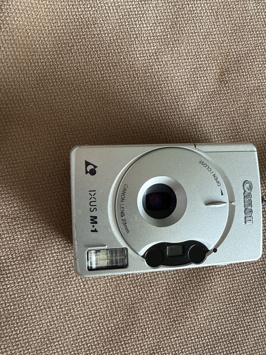 Canon IXUS M-1 em ótimo estado