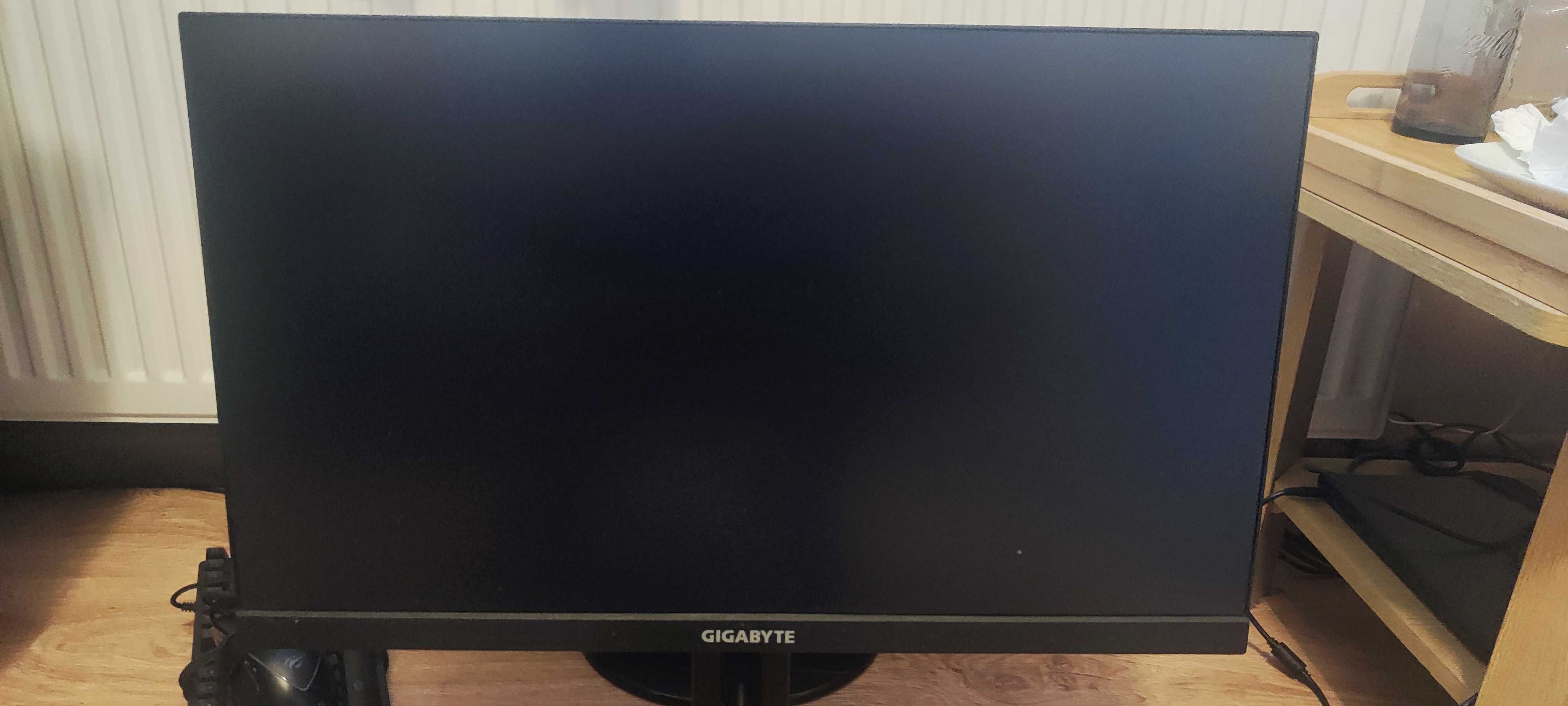 Monitor dla graczy Gigabyte G24F 2.  23,8" IPS 165 HZ 1ms