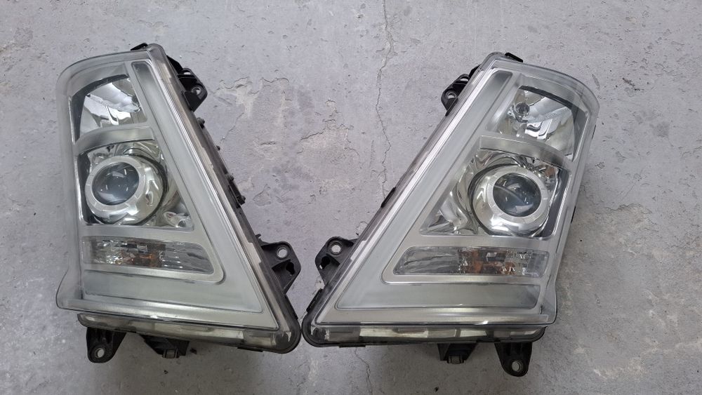 Lampa ,Leflektor xenon Volvo FH 4 oryginał