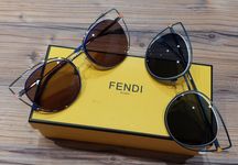 Солнцезащитные очки-кошки FF0176/S от Fendi!