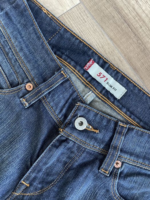 Spodnie damskie granatowe levis levi’s oryginalne xs s