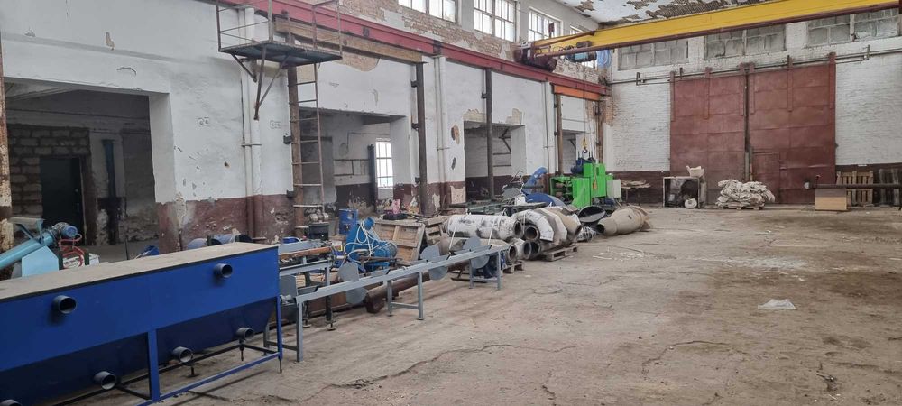 Оренда приміщень від 200 до 3300м2 на території виробничого комплексу