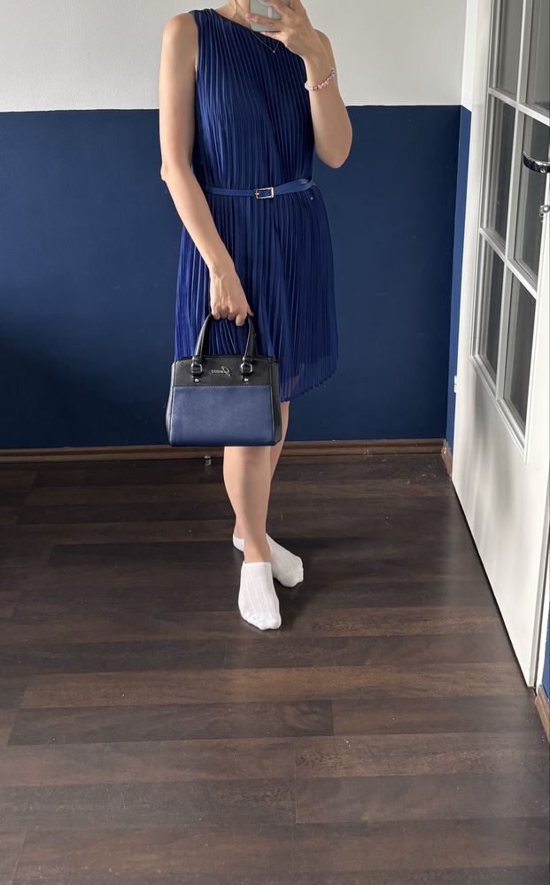 Piękna i elegancka torebka marki Guess
