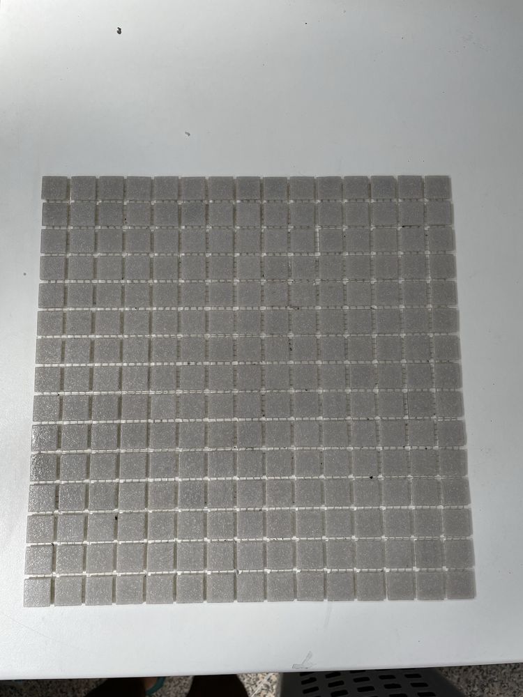 Pastilha Cinza Piscinagres 30x30 (preço unitario)