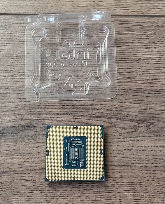 Процесор Intel Pentium G4560 (гіперпень) 2c/4t | В хорошому стані!
