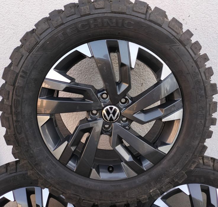Felgi z oponami VW Amarok 7,5x18 ET45 5x120 Off Road