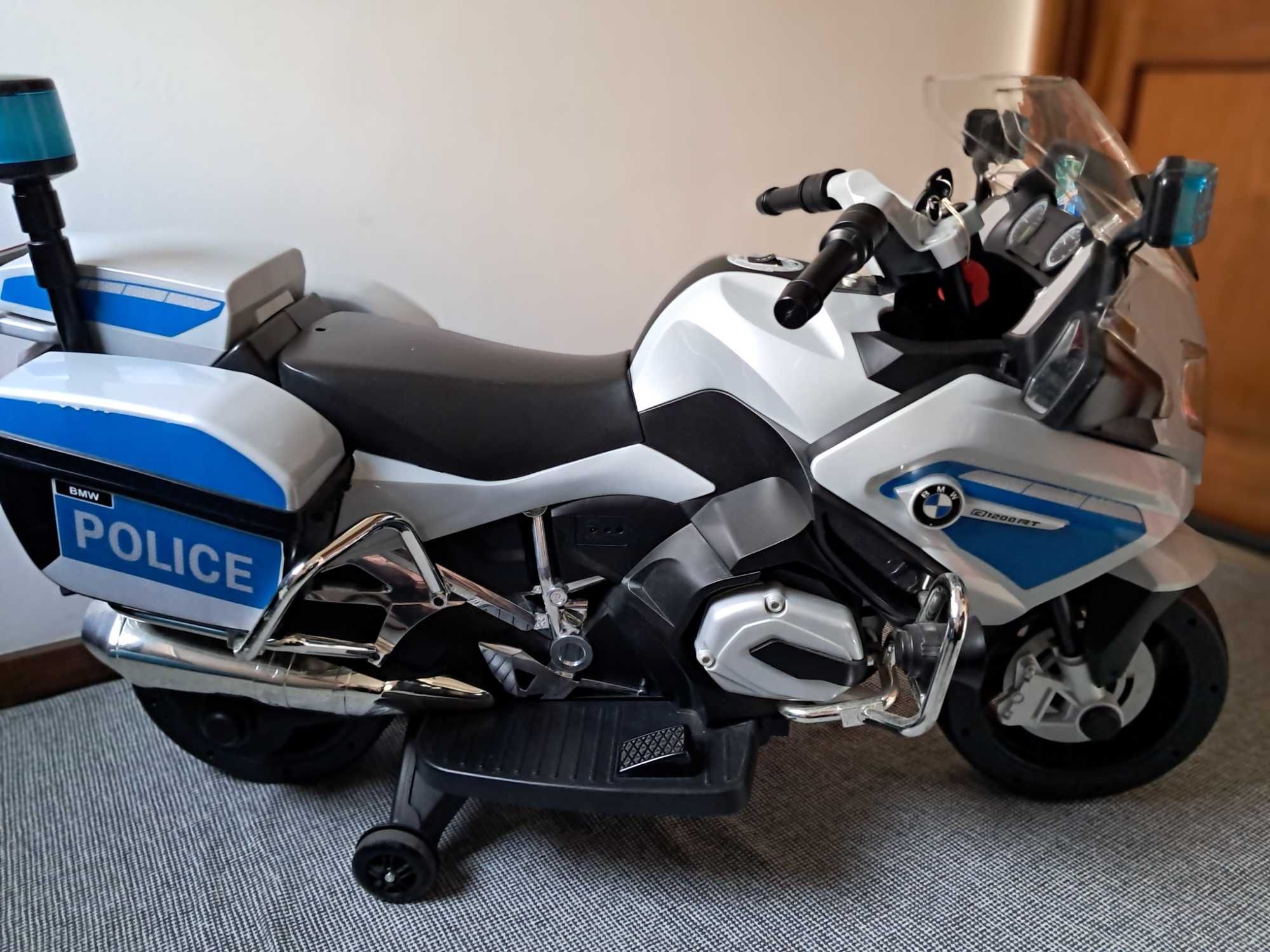 Mota da policia BMW a bateria