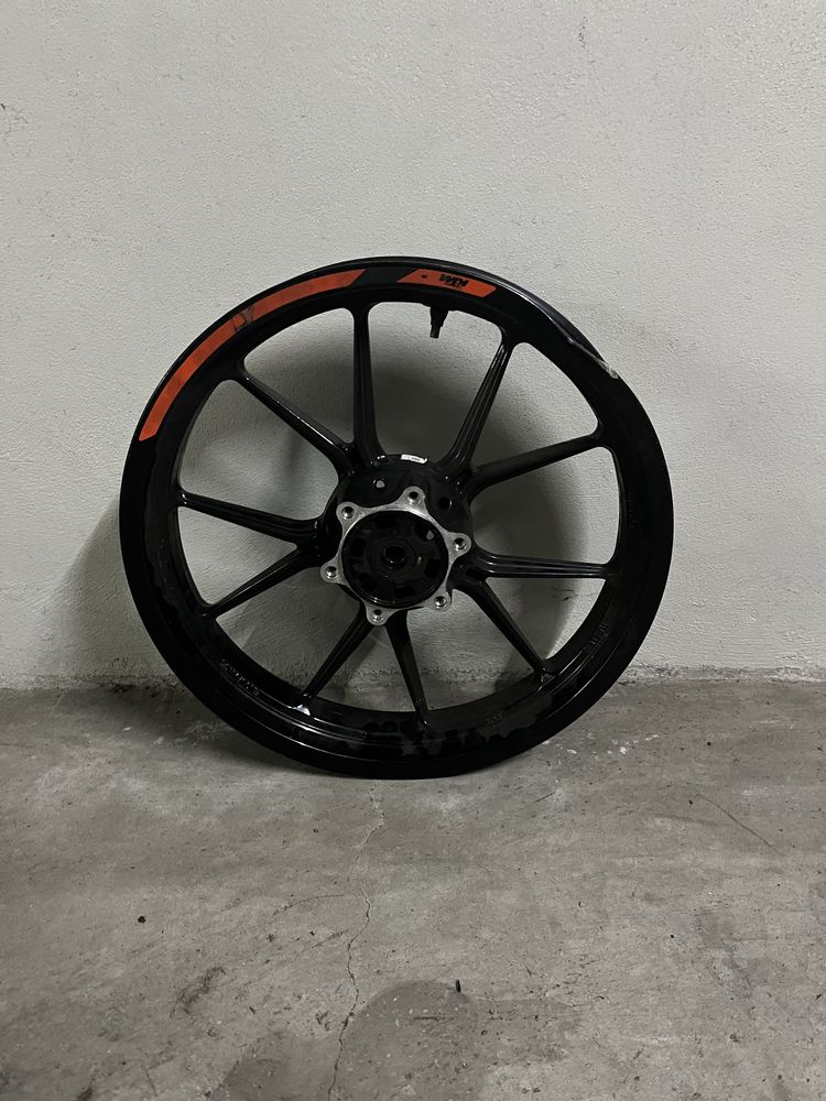 Jante Ktm duke 125