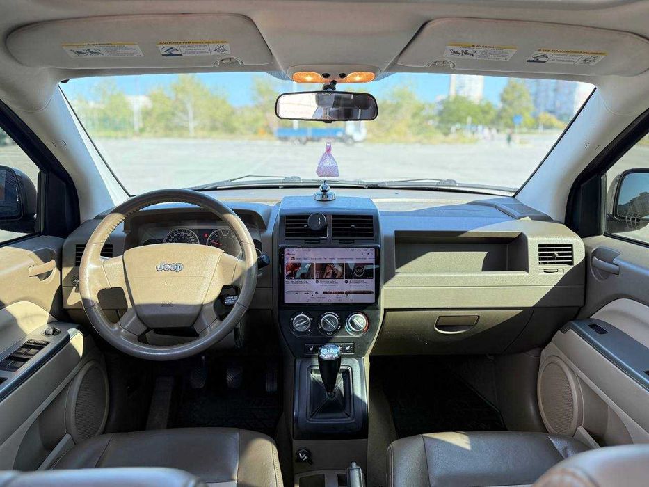 Jeep Compass 2006, 2.4 газ/бензин, механика