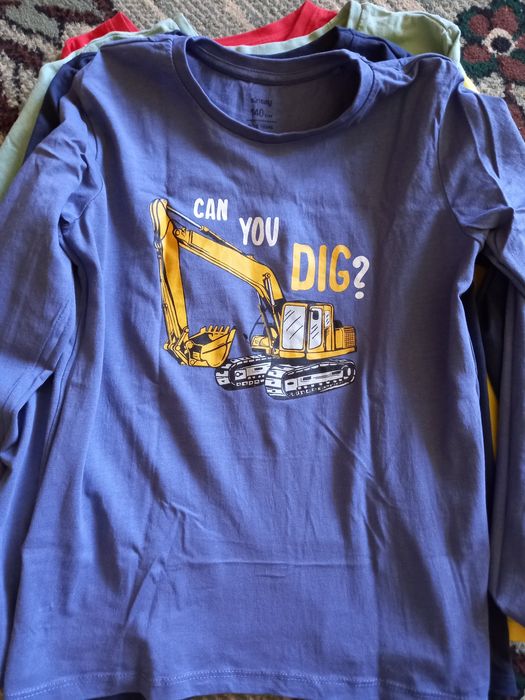 Продам набір дитячих лонгслів