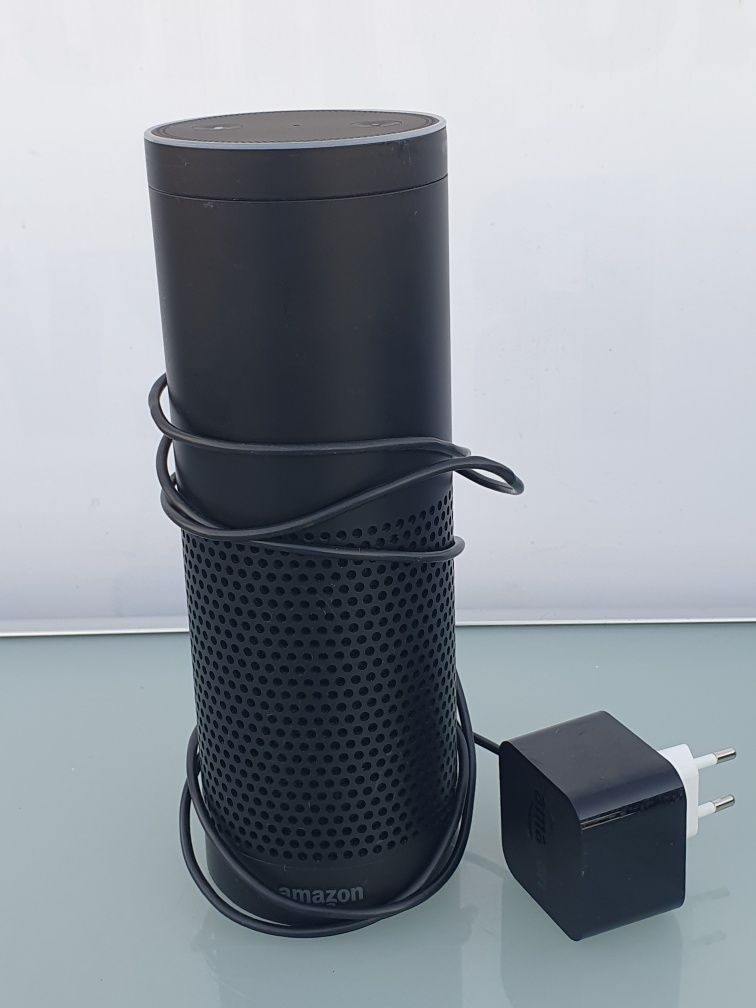 Głośnik multimedialny Amazon Echo ze sterowaniem głosem Alexa - czarny
