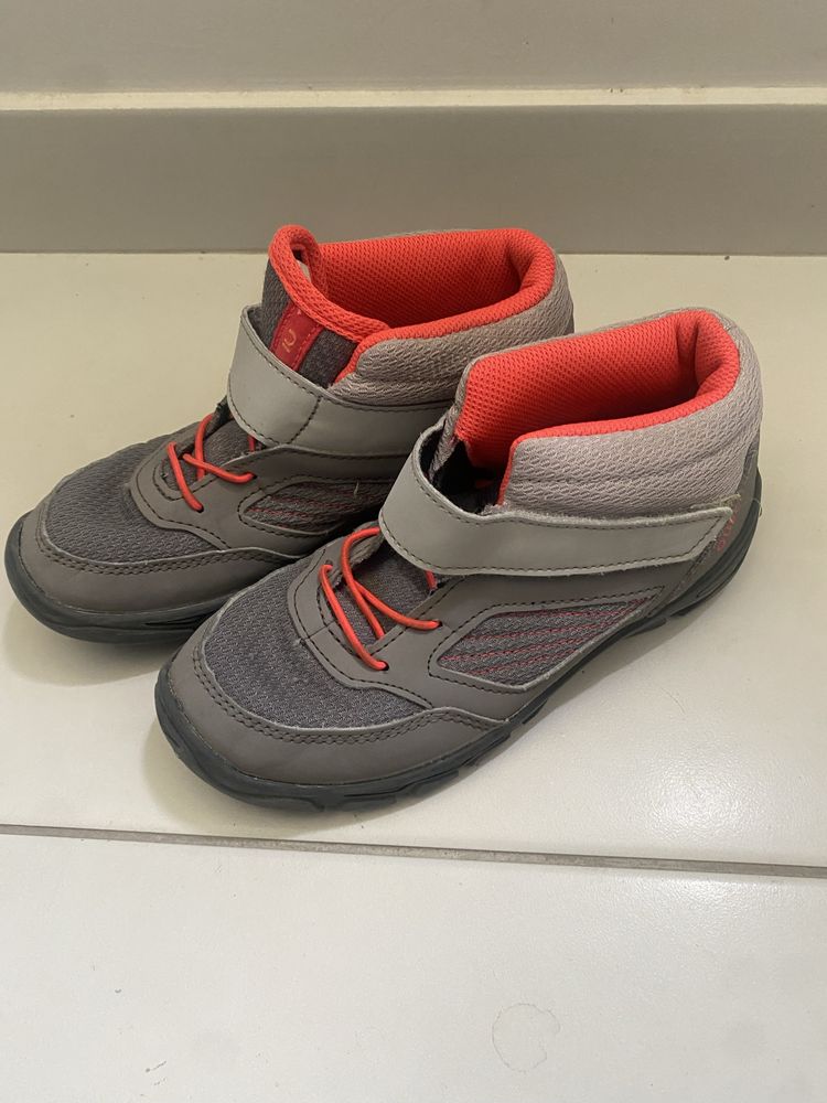 Botas caminhada criança