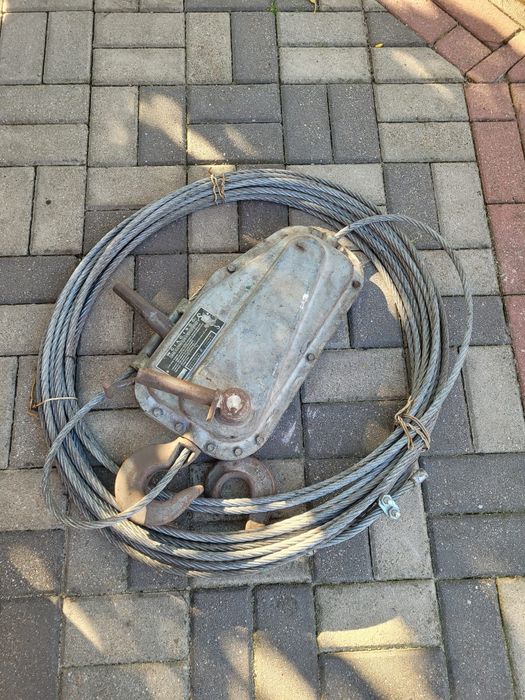 Wyciągarka linowa 1500kg