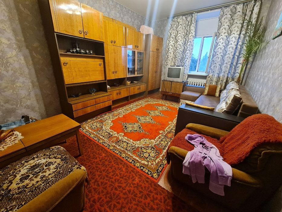 Продам 2к квартиру в центре