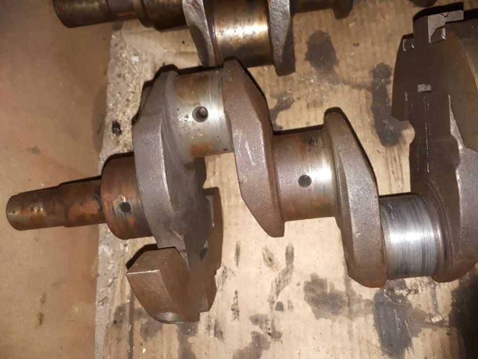 Колінвал Т-40 (Д-144)