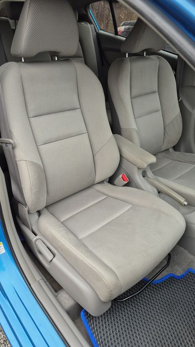 Хонда Инсайт Автомат Гибрид