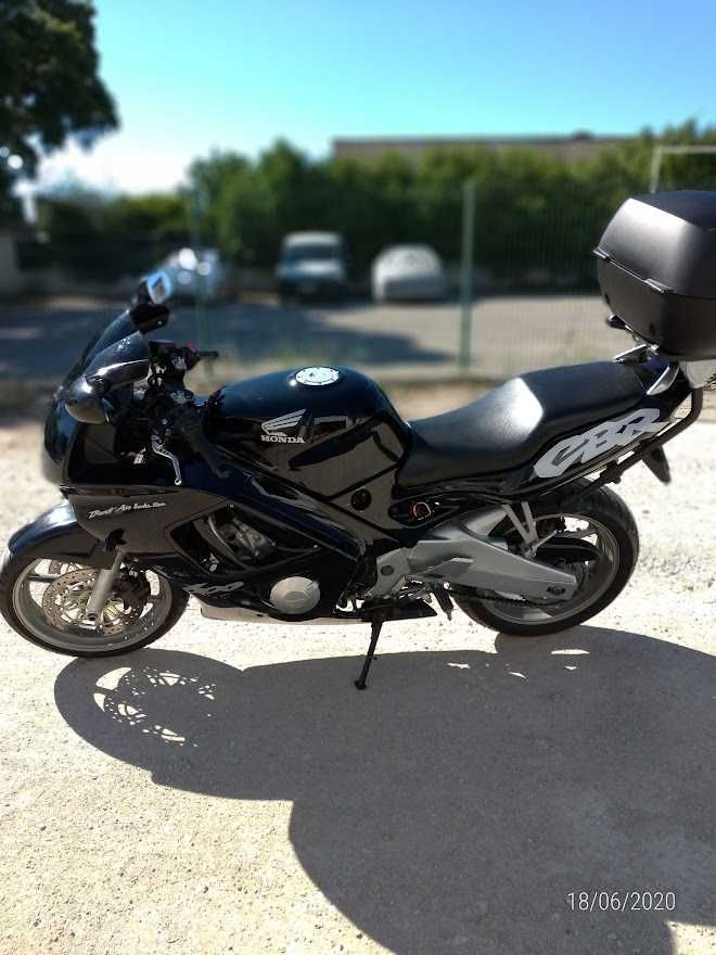 Honda CBR 600F3  de 1997 Restaurada