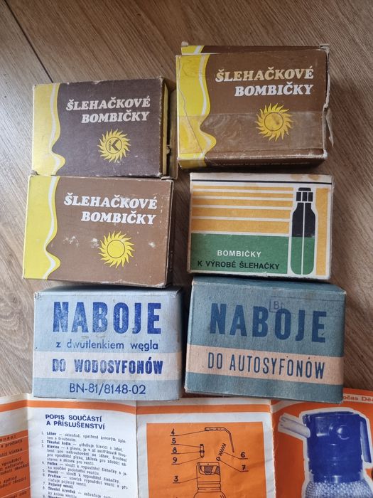 Pamiątka PRL zabytek syfony do bitej śmietany Etis 1980 naboje co2