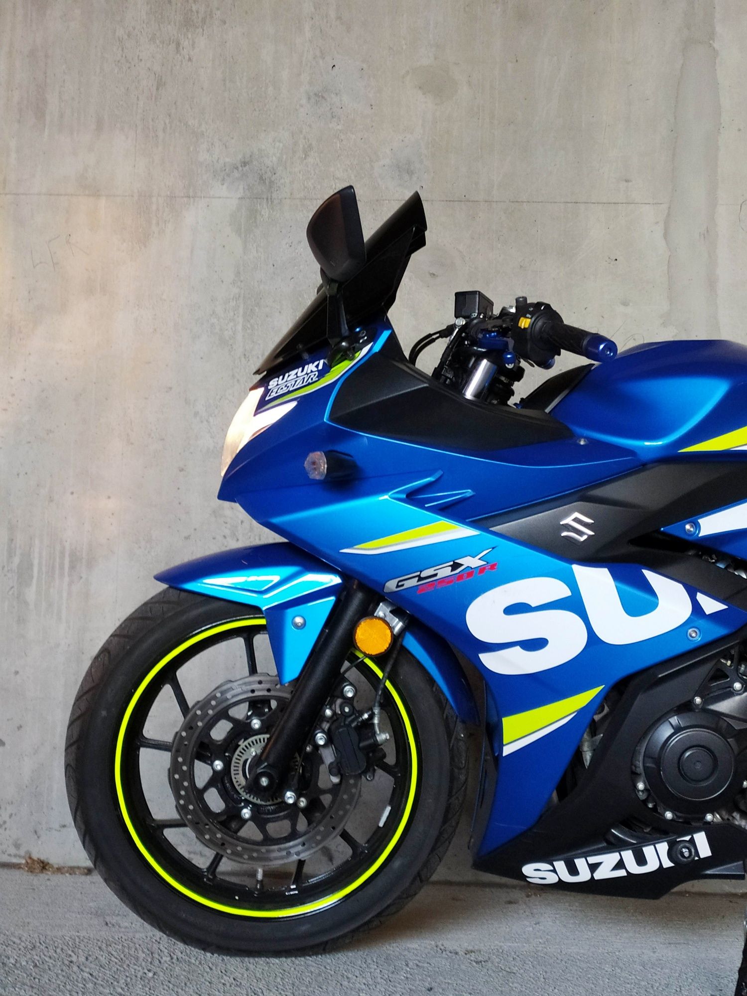 Suzuki GSX-R 250 * 2017 * 11 tys km * TRANSPORT * GSX GSXR GSXS