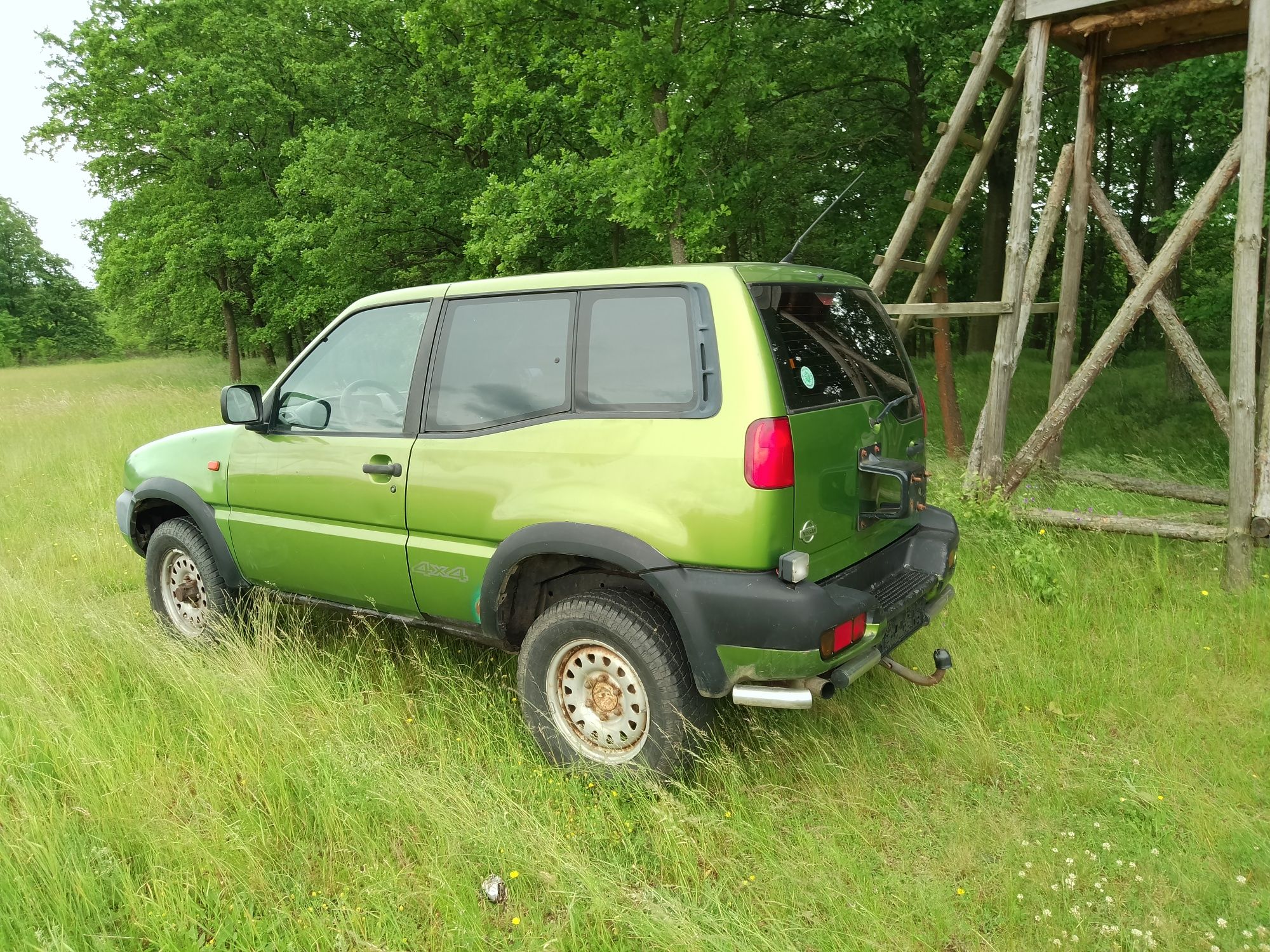 Nissan Terrano 4x4 z Niemiec 2.3 benzyna klima