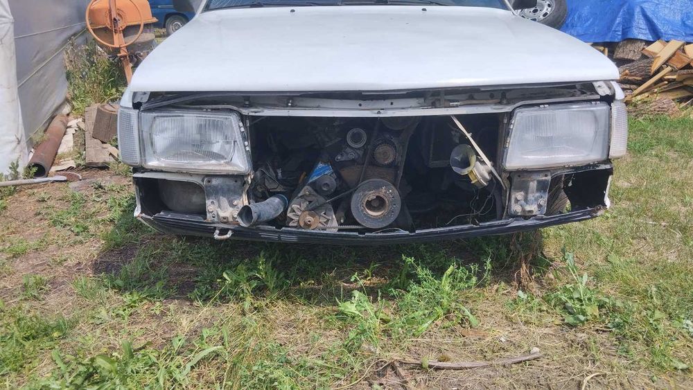 Разбор и распродажа Ауди 100 С3