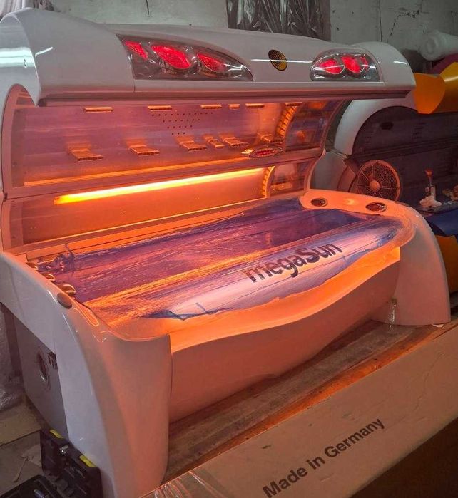 Солярій Mega Sun 6800 горизонтальный